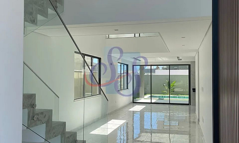 Linda Casa Com 4 Suí...