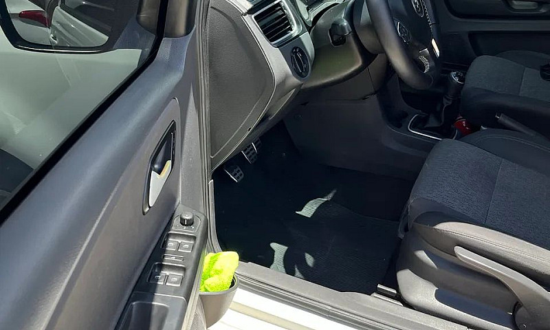 Volkswagen Fox 1.0 M...