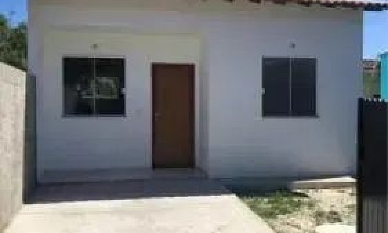 Casa Com 2 Dormitóri...