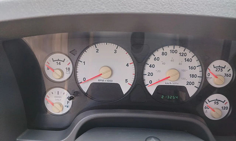 Dodge Ram 2500 Tropi...
