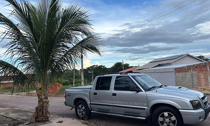 Chevrolet S10 P-Up A...
