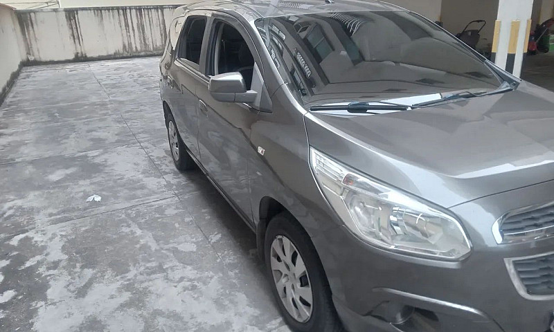 Chevrolet Spin Lt 1....