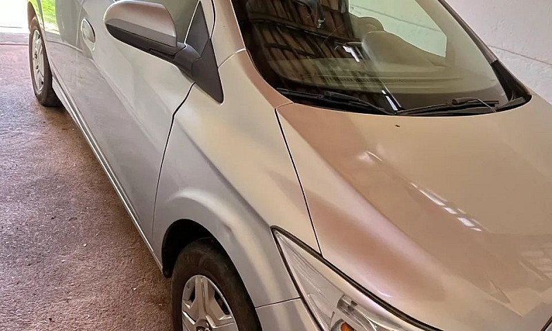 Chevrolet Onix Hatch...