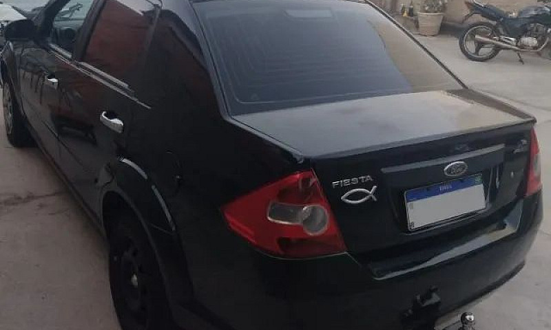 Ford Fiesta Sed. 1.6...