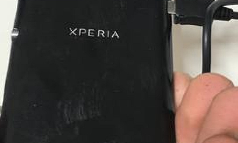 Sony Xperia...