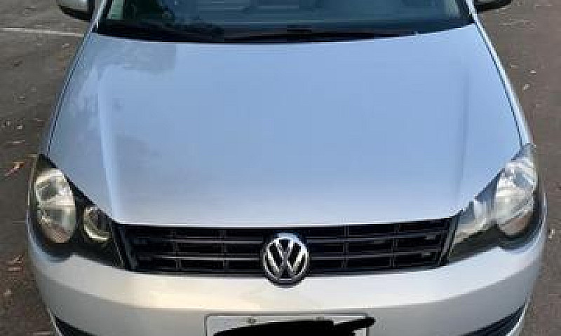 Vw Polo Sedan 1.6 8V...