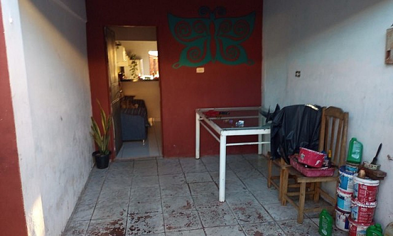 Casa Á Venda...