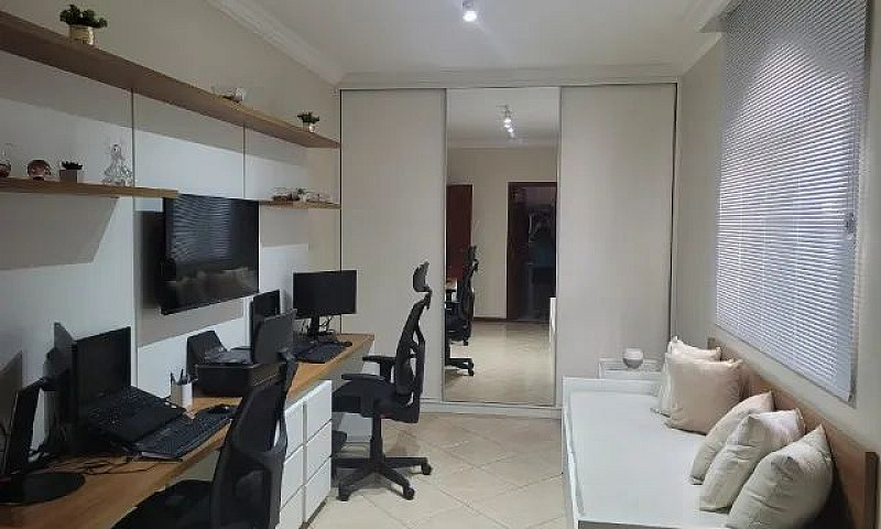Casa De Condomínio 4...