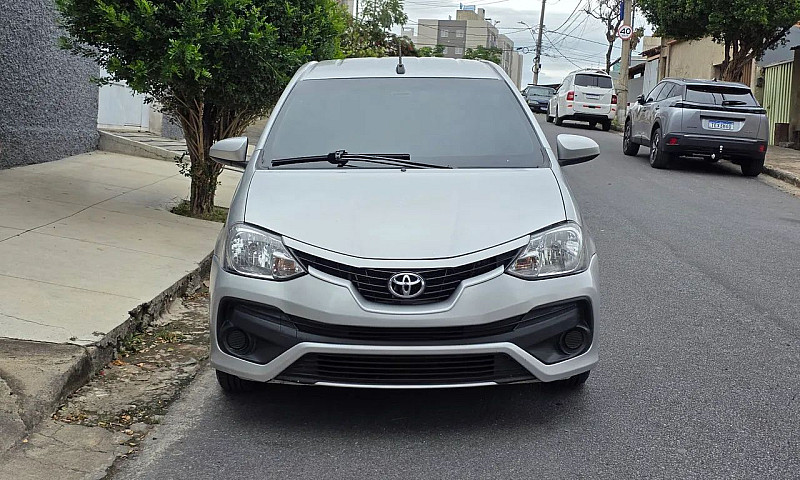 Toyota Etios Xs 1.5 ...