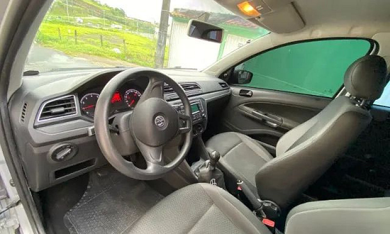 Volkswagen Voyage 1....