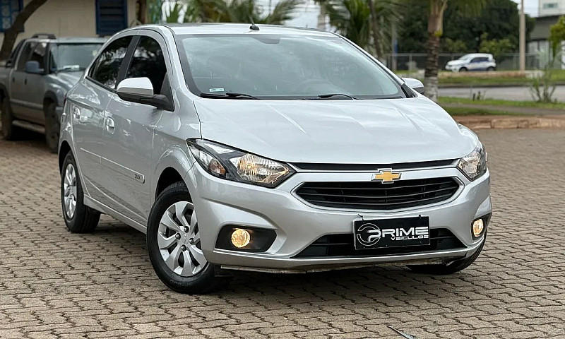 Chevrolet Onix Hatch...