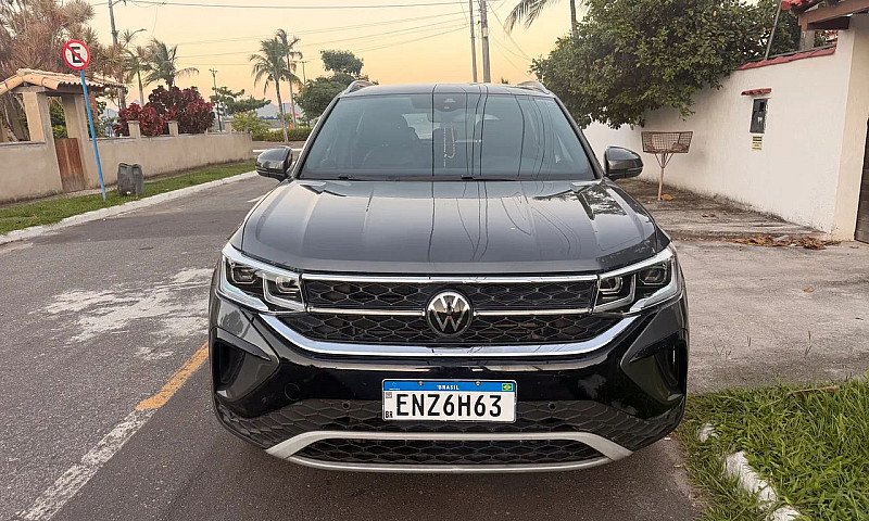 Volkswagen Taos High...