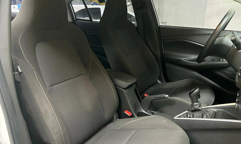 Chevrolet Onix Hatch...