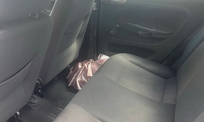 Volkswagen Voyage 1....