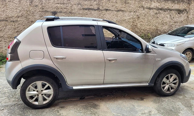 Renault Sandero Step...