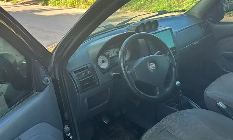 Fiat Strada Adventur...