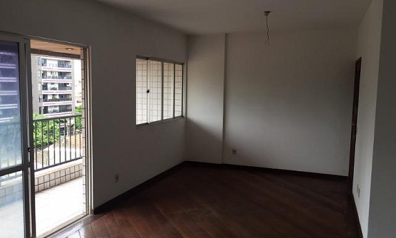 Apartamento Ótima Lo...