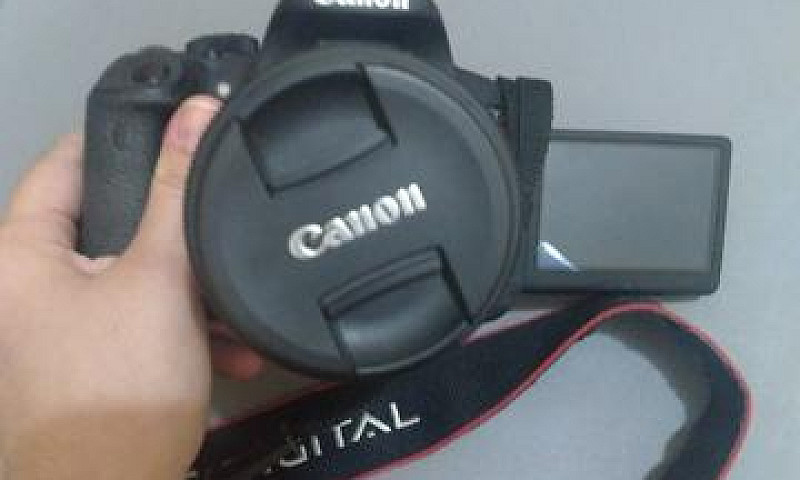 Canon T5I...