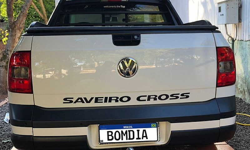 Saveiro Cross...