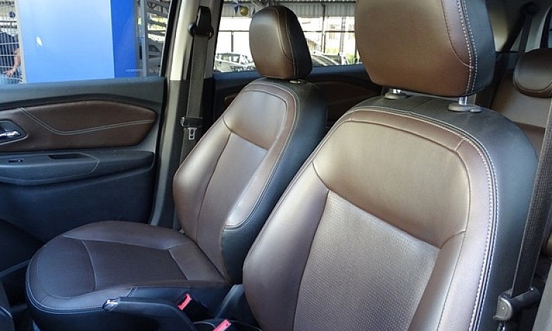 Chevrolet Spin Premi...