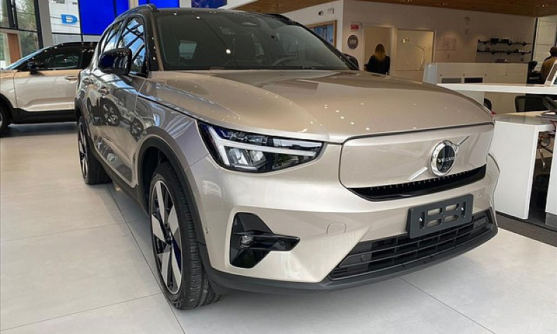 Volvo Xc40 P8 Rechar...