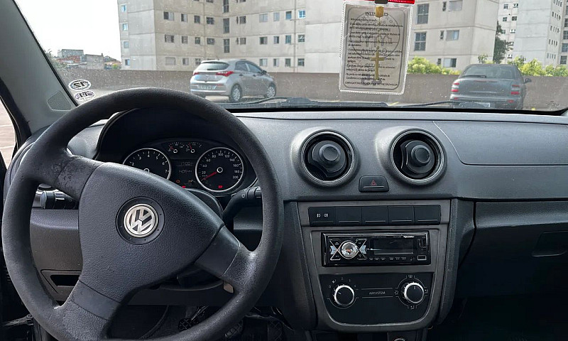 Volkswagen Voyage 1....