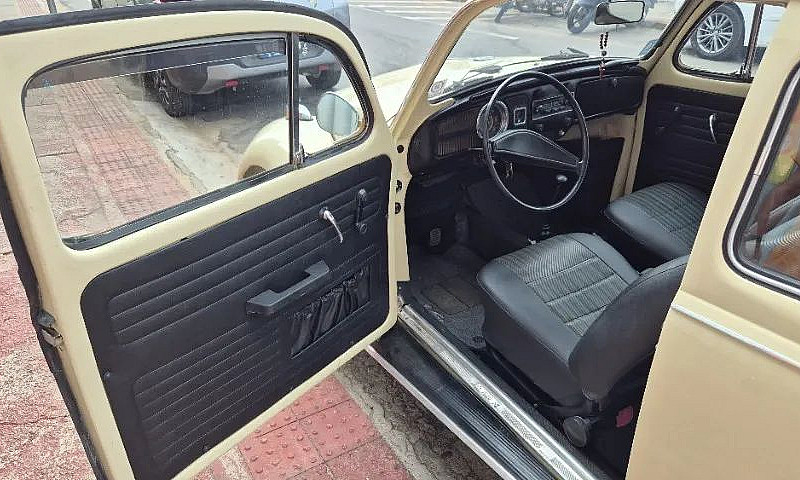 Volkswagen Fusca 130...