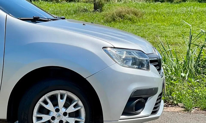 Renault Sandero Life...