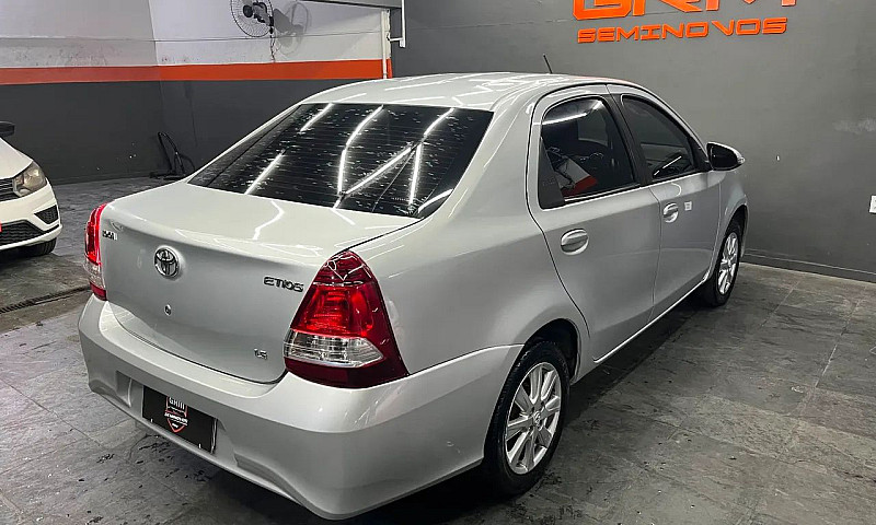Toyota Etios X Plus ...