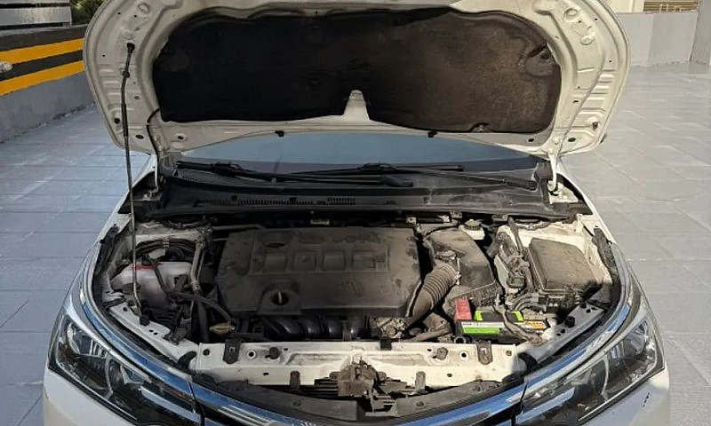 Toyota Corolla Xei 2...