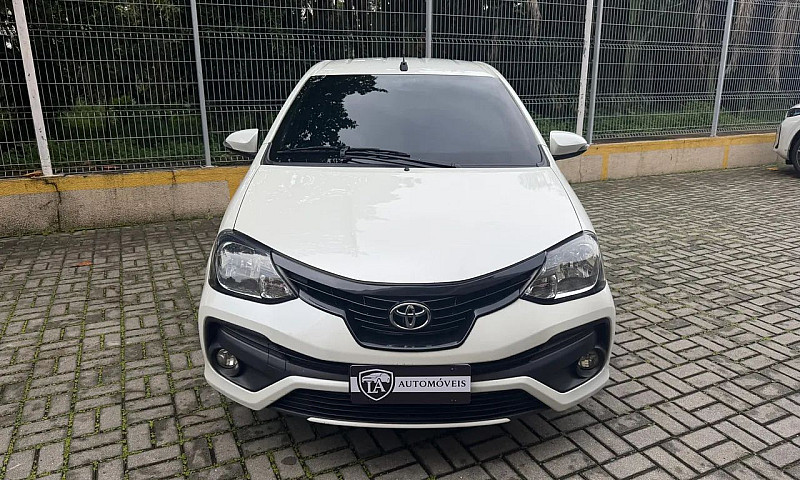 Toyota Etios X Plus ...