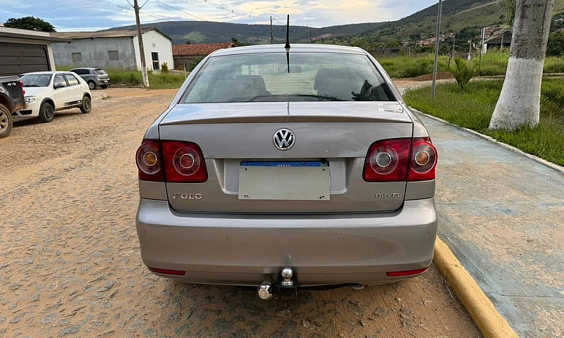 Volkswagen Polo Seda...