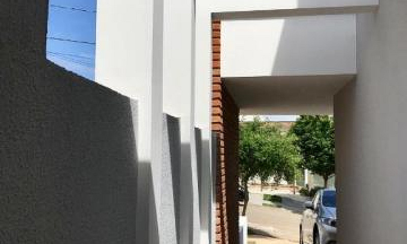 Casa À Venda Com 3 D...