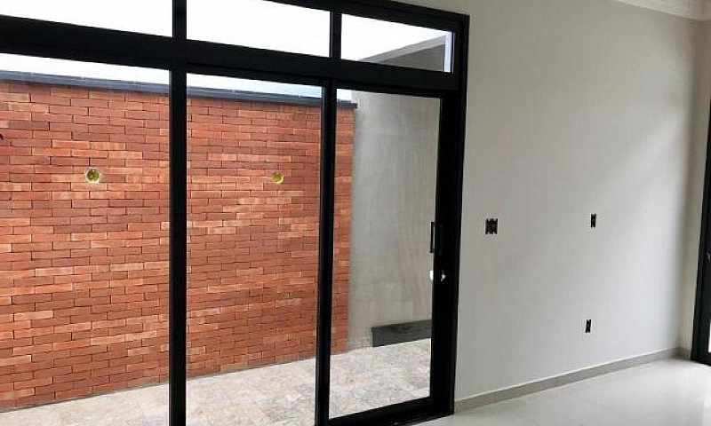 Casa À Venda Com 3 D...