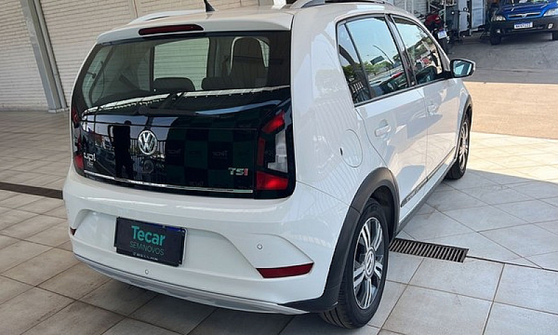 Volkswagen Cross Up ...