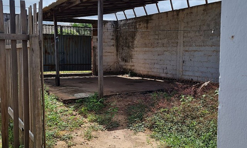 Casa Com 2 Quartos B...