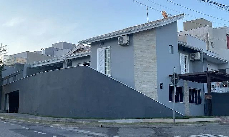 Casa Condomínio Hort...