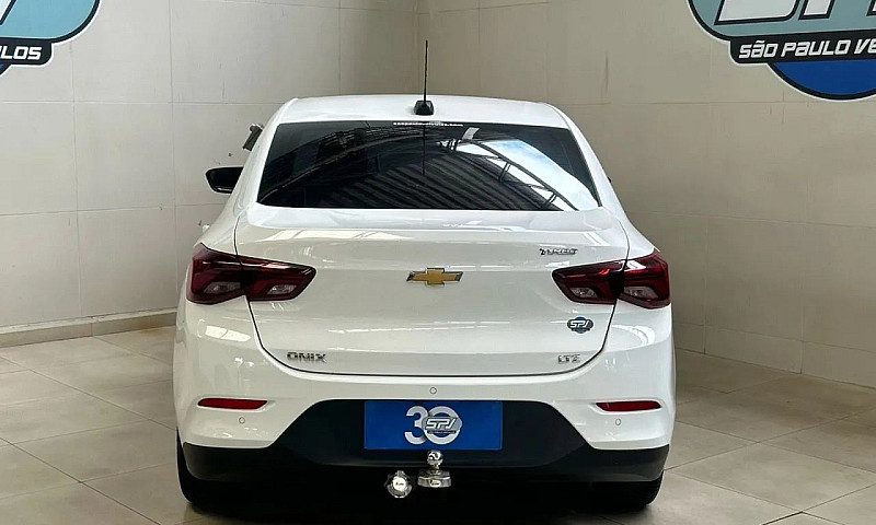 Chevrolet Onix Hatch...