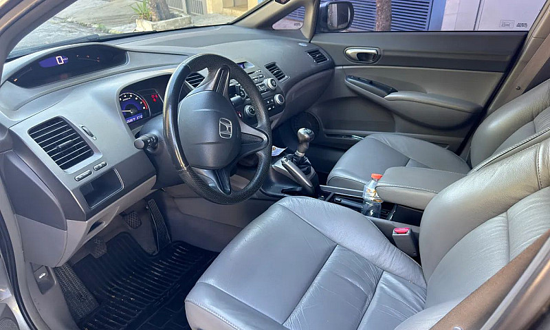 Honda Civic Sedan Lx...