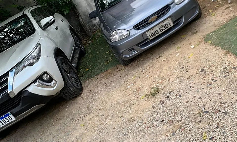 Chevrolet Corsa Sed....