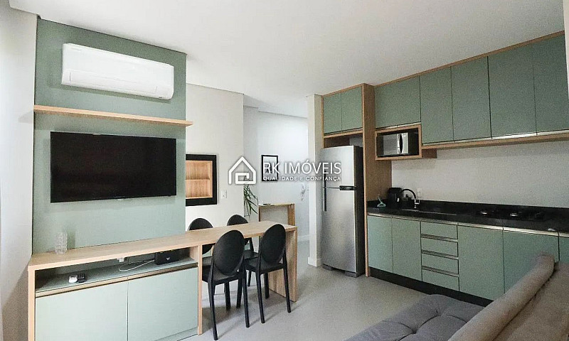 Studio Mobiliado E D...