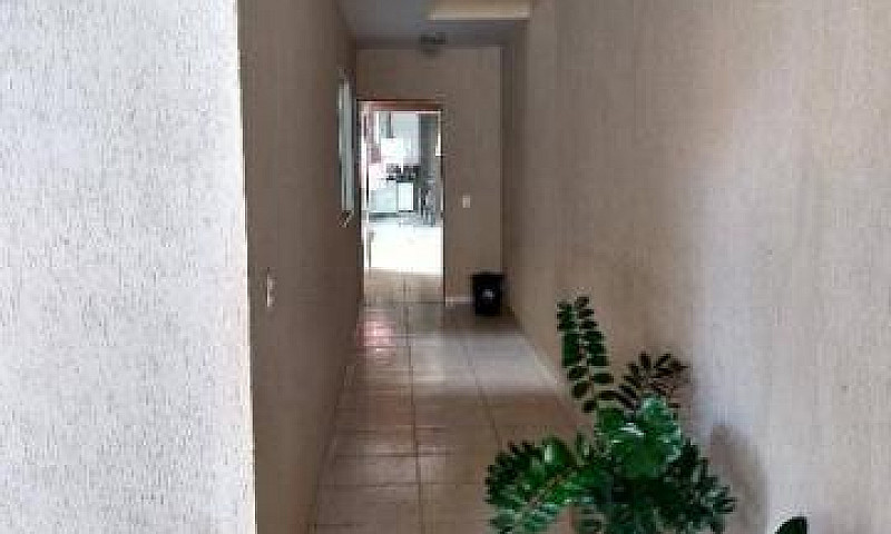 Casa Residencial À V...