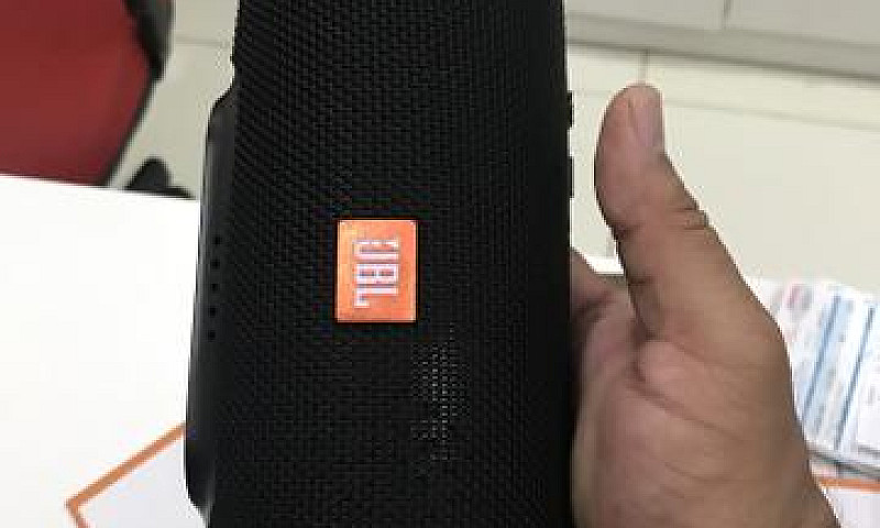 Vendo Caixinhas Jbl...