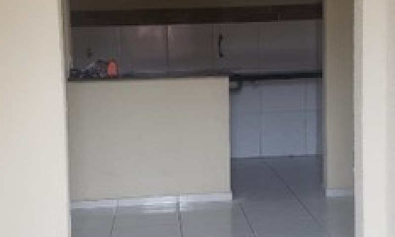 Apartamento Com Um Q...