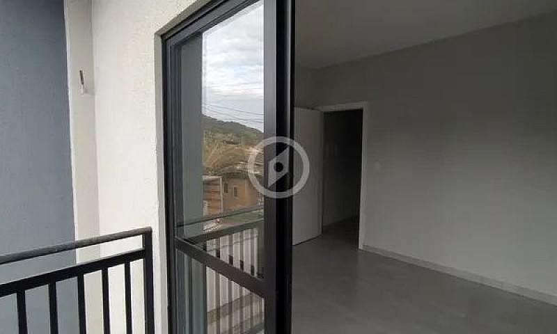 Casa À Venda No Bair...