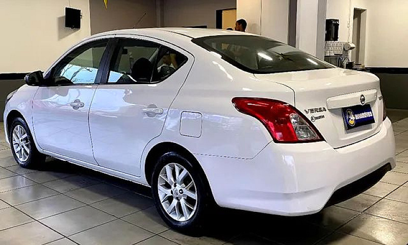 Nissan Versa Sv 1.6 ...