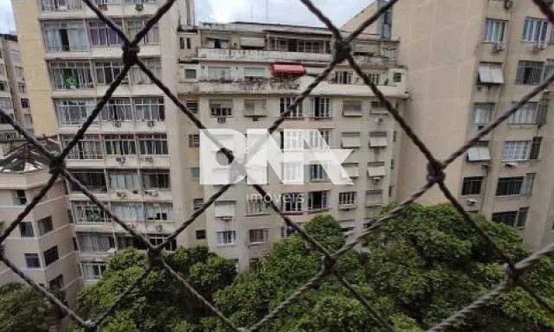 Apartamento - / Resi...