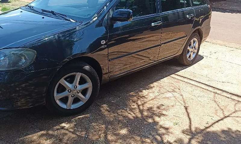 Toyota Corolla Field...