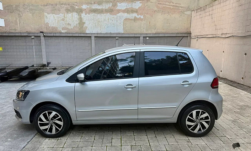 Volkswagen Fox Conne...