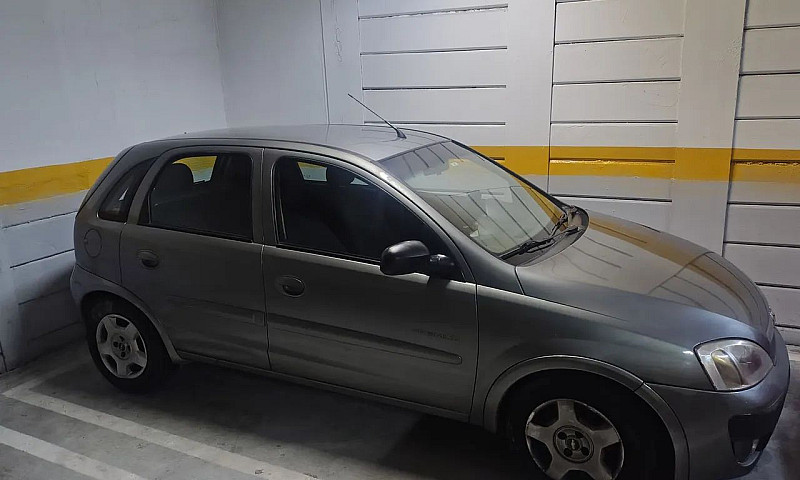 Chevrolet Corsa Hat....